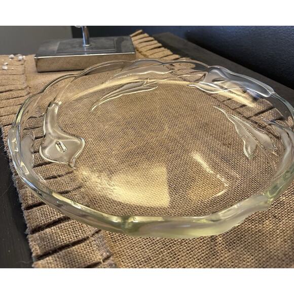 Vintage Flair Mikasa Crystal Round Calalily Serving Platter 12" West Germany - Picture 2 of 3